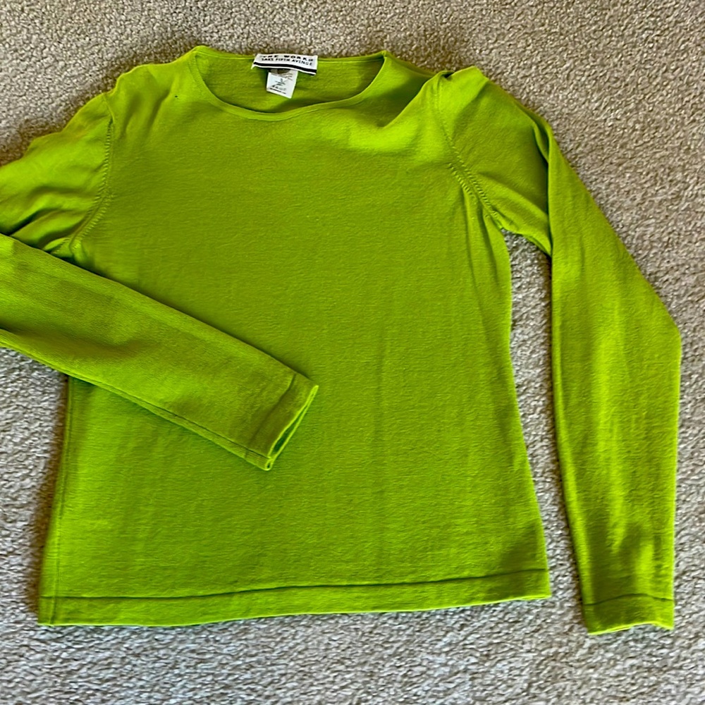 The perfect layering sweater. Size s ,100% wool